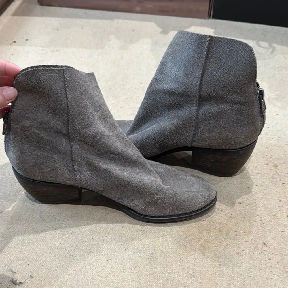 Lucky Brand Gray Suede Ankle Boots